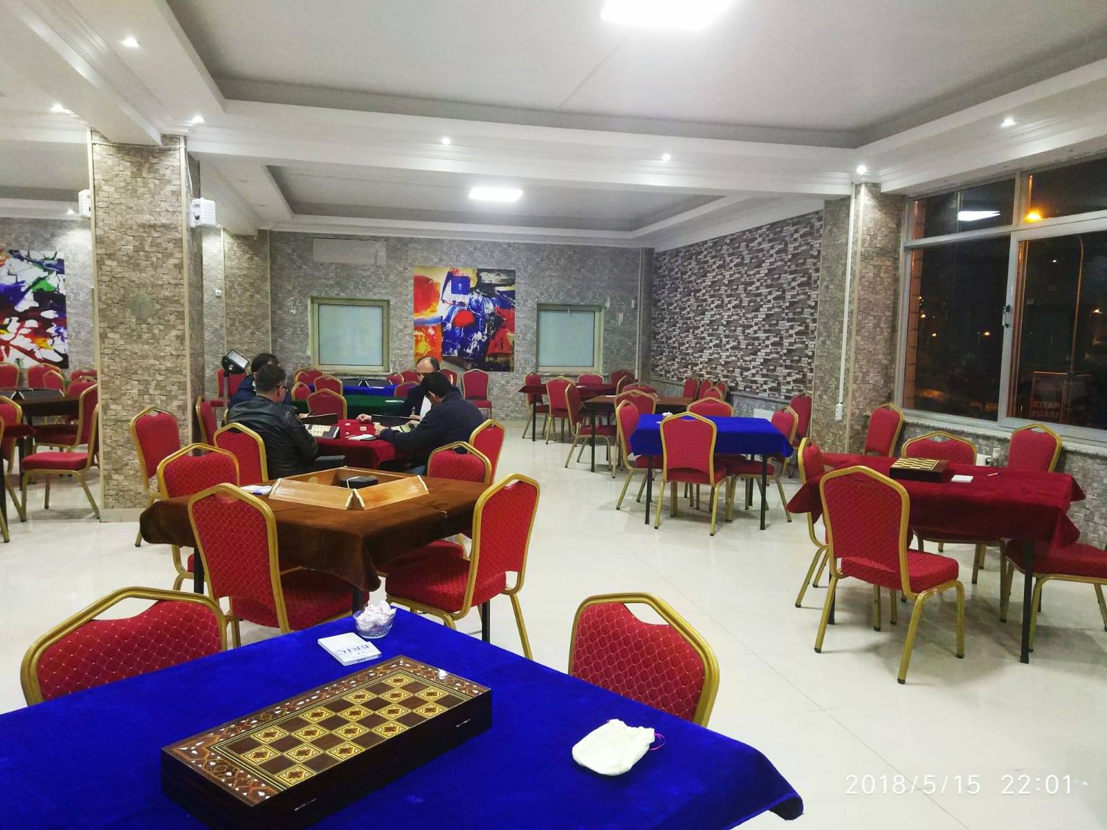 Cafe Dem Bay Bayan Oyun Salonu - Görsel 1